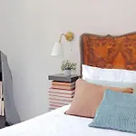 Eroi Spacious Apartment