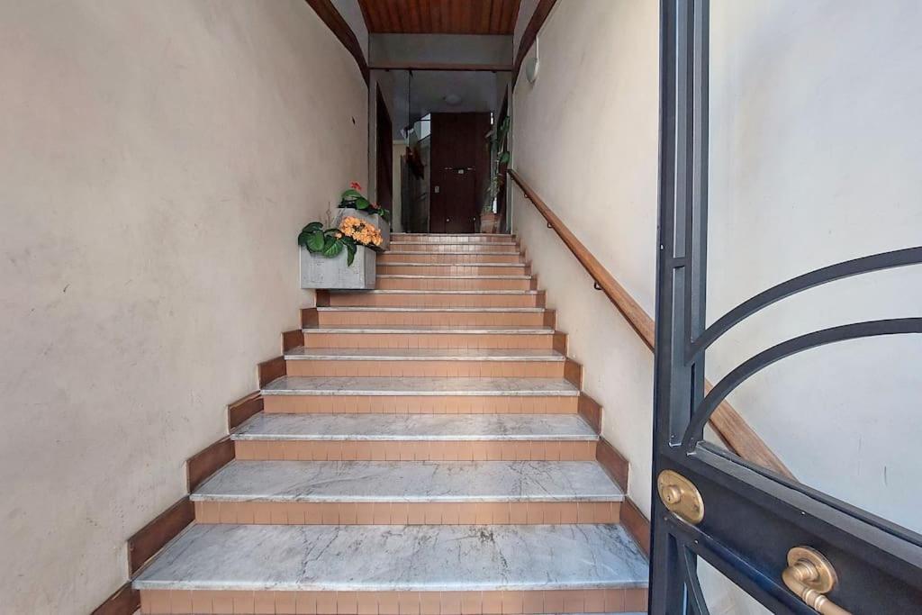Eroi Spacious Apartment