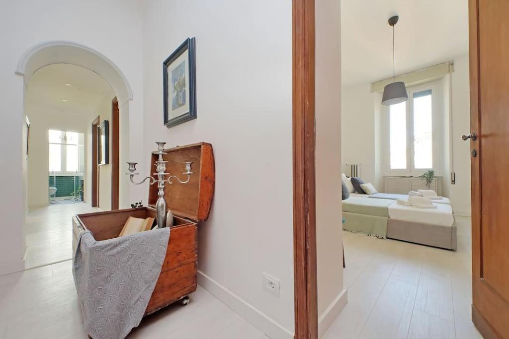 Eroi Spacious Apartment