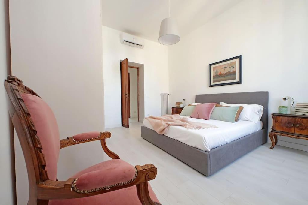 Lägenhet Eroi Spacious Rom