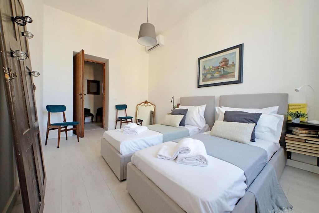 Eroi Spacious