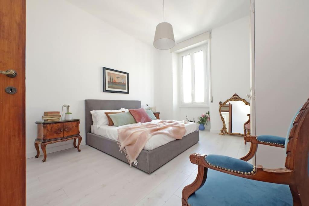 Eroi Spacious Apartment